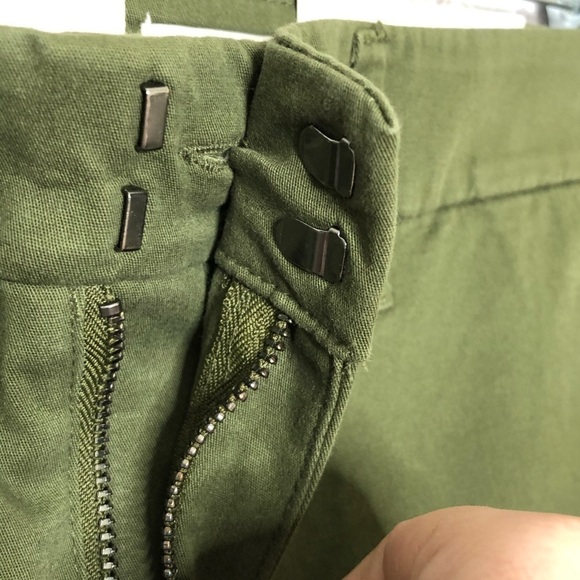 A New Day green chino shorts, NWT, size 0 - Picture 3 of 7